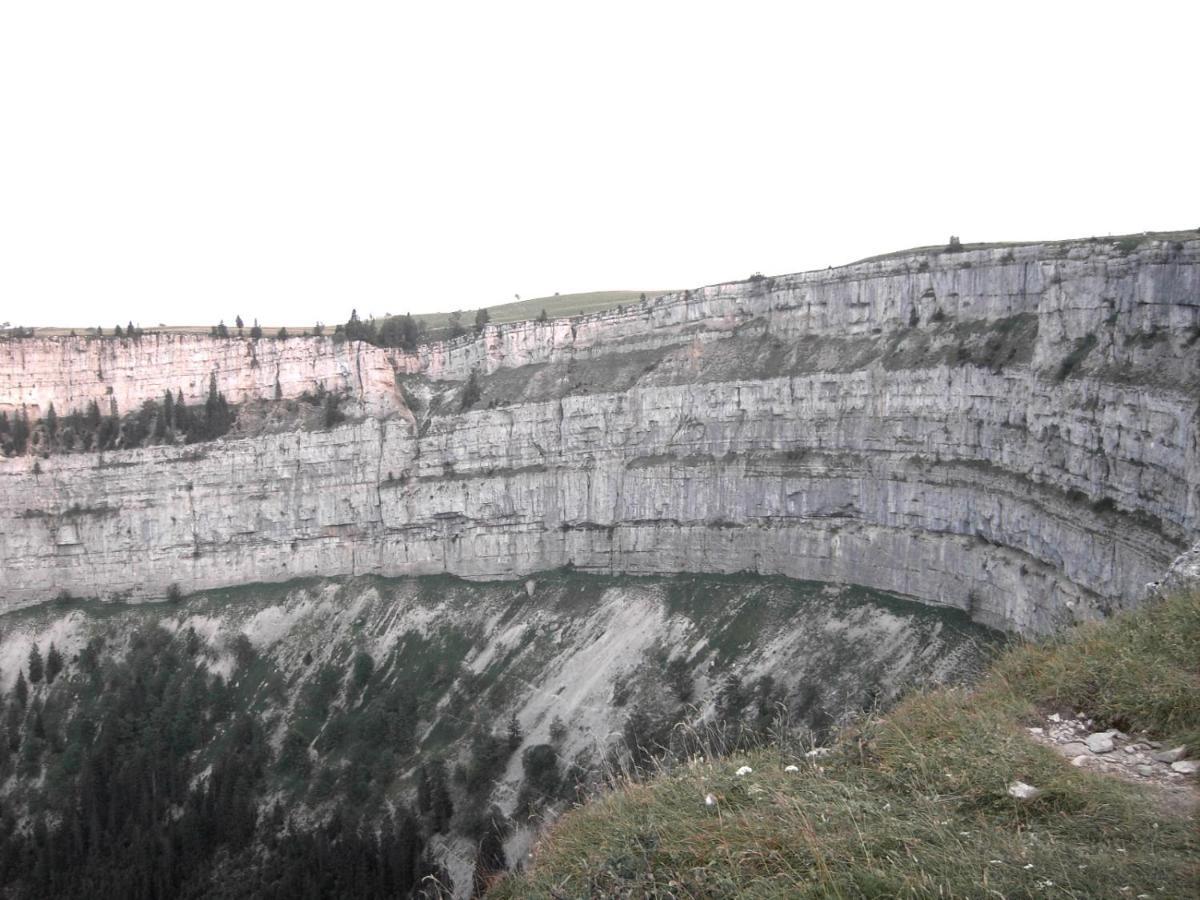 Littoral Lac Gorgier Экстерьер фото